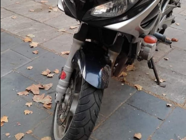 Différentes Yamaha FZ6, Motos - Scooters, Conakry