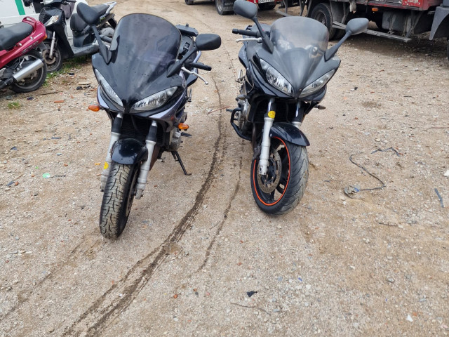 Différentes Yamaha FZ6, Motos - Scooters, Conakry