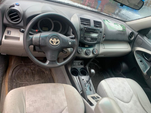Toyota RAV4 2010, Voitures, Conakry