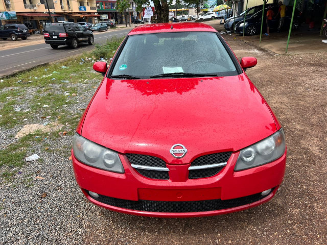 Nissan Almera, Voitures, Conakry