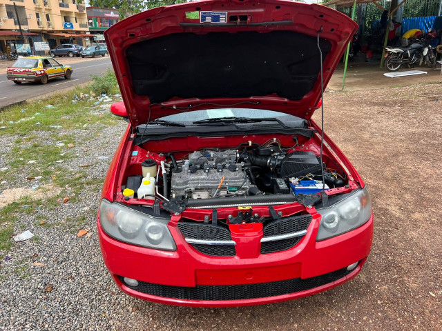 Nissan Almera, Voitures, Conakry