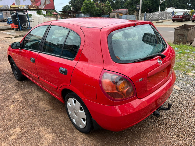 Nissan Almera, Voitures, Conakry