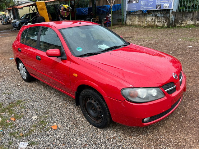 Nissan Almera, Voitures, Conakry
