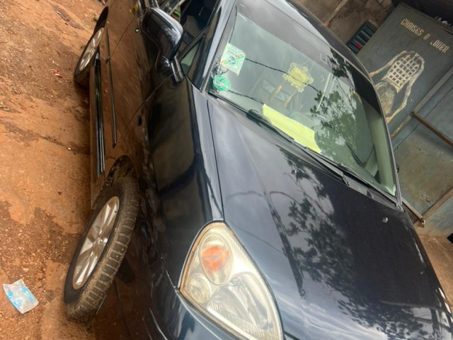 Suzuki Liana, Voitures, Conakry