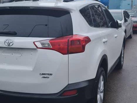 Toyota RAV4, Voitures, Conakry