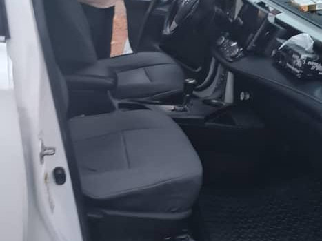 Toyota RAV4, Voitures, Conakry