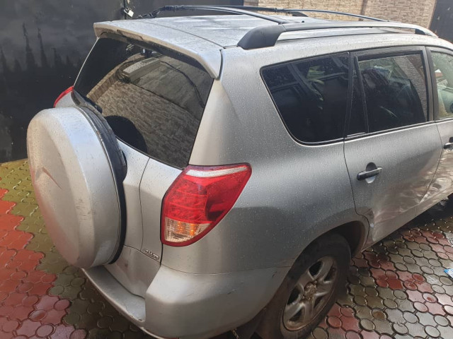 Toyota RAV4, Voitures, Conakry