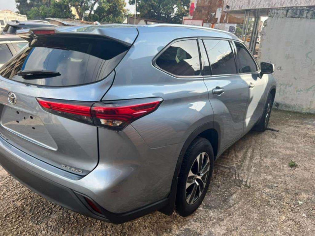 Toyota Highlander, Voitures, Conakry