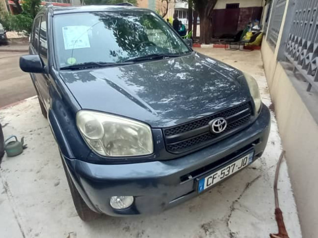 Toyota RAV4, Voitures, Conakry