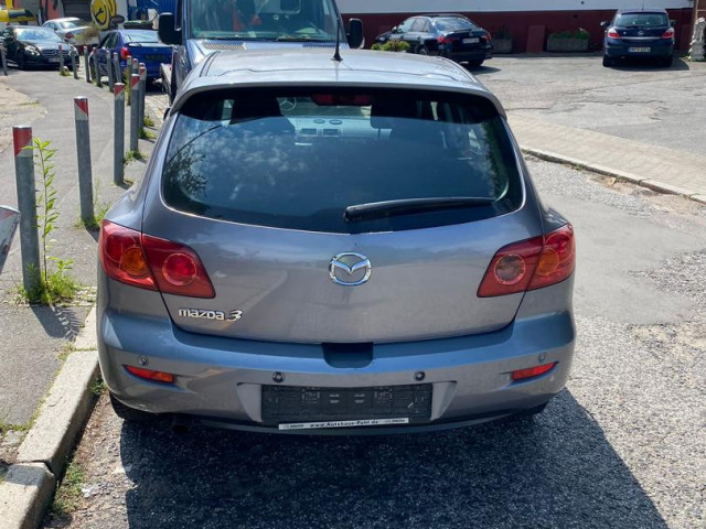 Mazda 3, Voitures, Conakry
