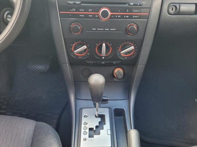 Mazda 3, Voitures, Conakry