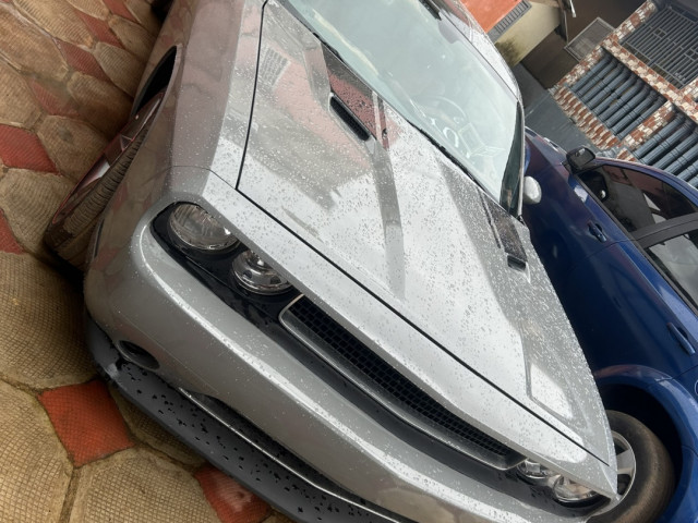 Dodge Challenger, Voitures, Conakry