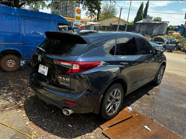 Acura RDX, Voitures, Conakry