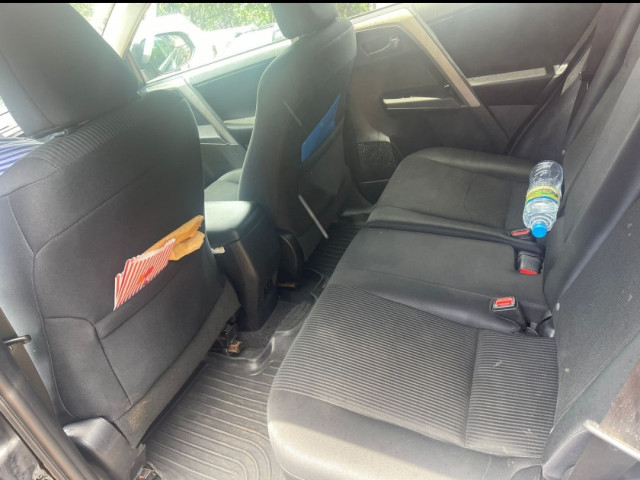 Toyota RAV4, Voitures, Conakry