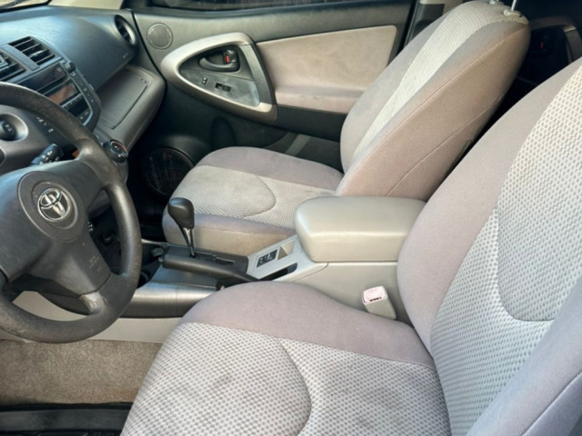 Toyota RAV4, Voitures, Conakry