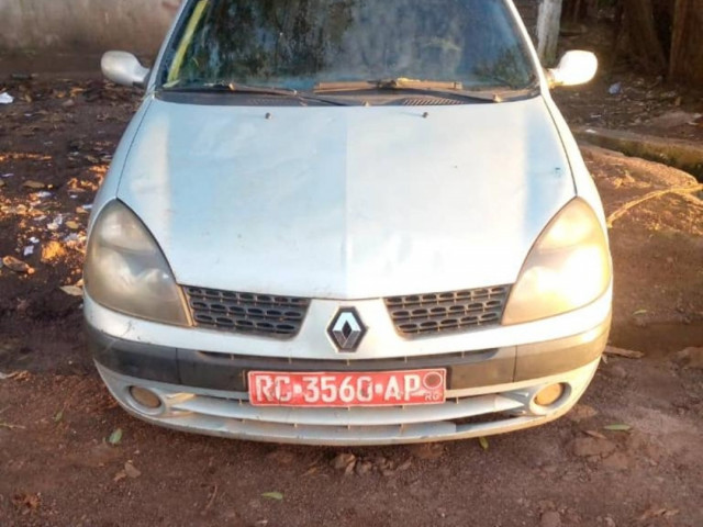 Renault Clio, Voitures, Conakry