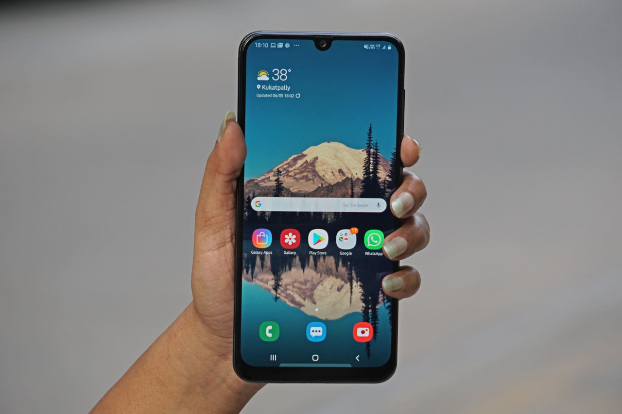 Samsung Galaxy A30, Téléphones Mobiles, Conakry