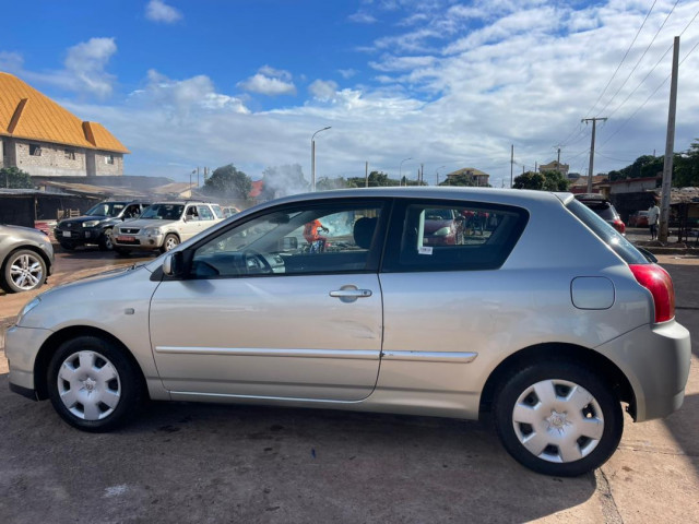 Toyota Corolla, Voitures, Conakry