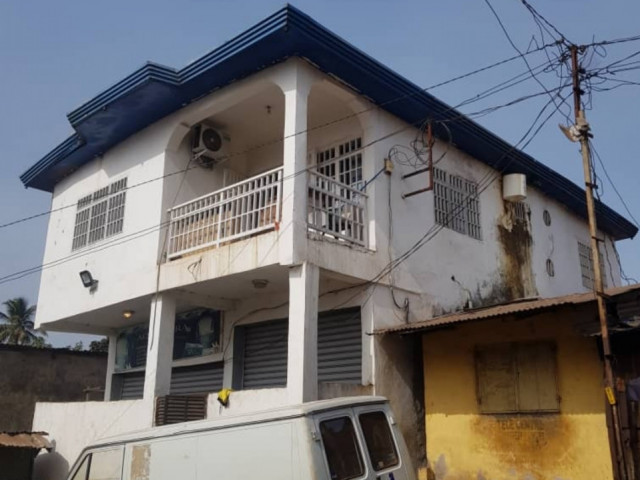 Bâtiment à Gbéssia, Maisons, Conakry