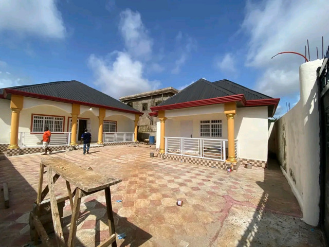 Maison à Sonfonia, Maisons, Conakry