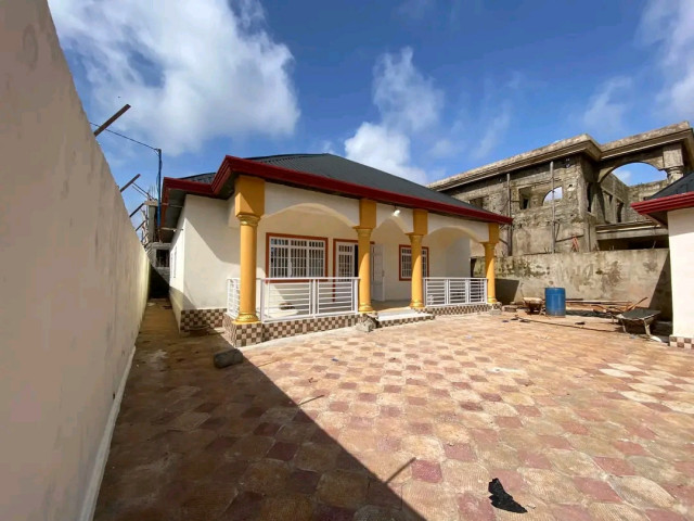Maison à Sonfonia, Maisons, Conakry