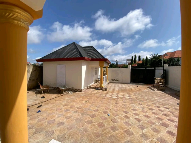 Maison à Sonfonia, Maisons, Conakry