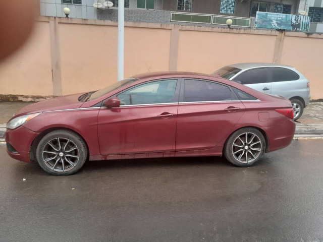 À vendre, Voitures, Conakry