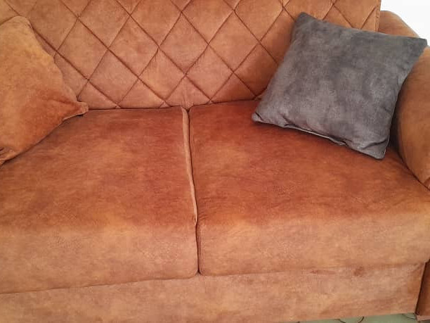 Différents Fauteuils, Lits - Fauteuils, Conakry