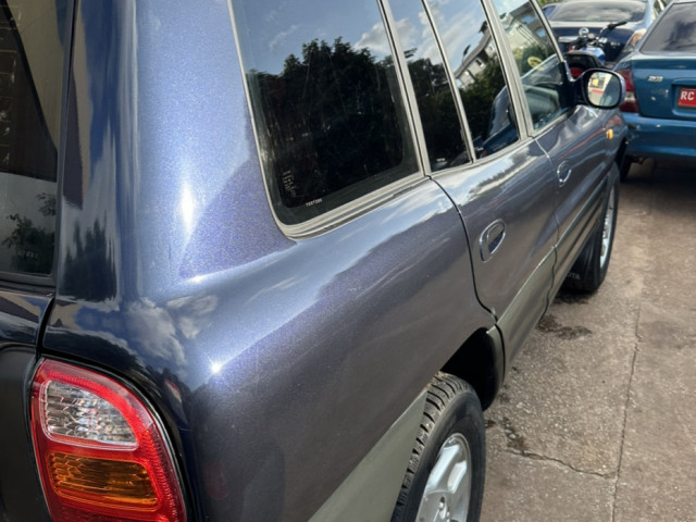 Toyota RAV4, Voitures, Conakry