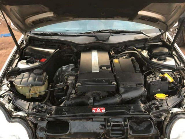 Mercedes-Benz Classe C, Voitures, Conakry
