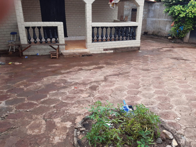 Maison à Simanbossia, Maisons, Conakry