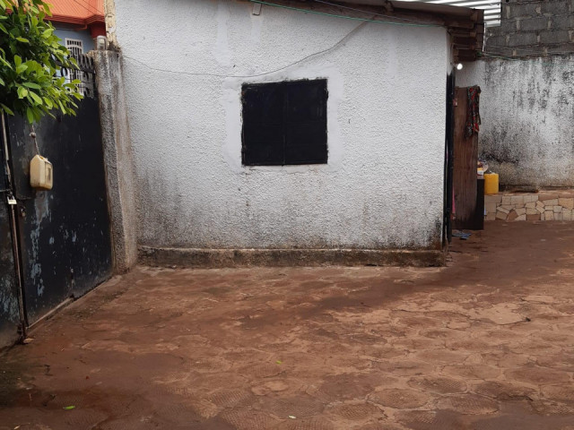 Maison à Simanbossia, Maisons, Conakry