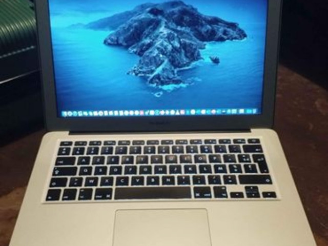 MacBook Air Core i7, Ordinateurs - Moniteurs, Conakry