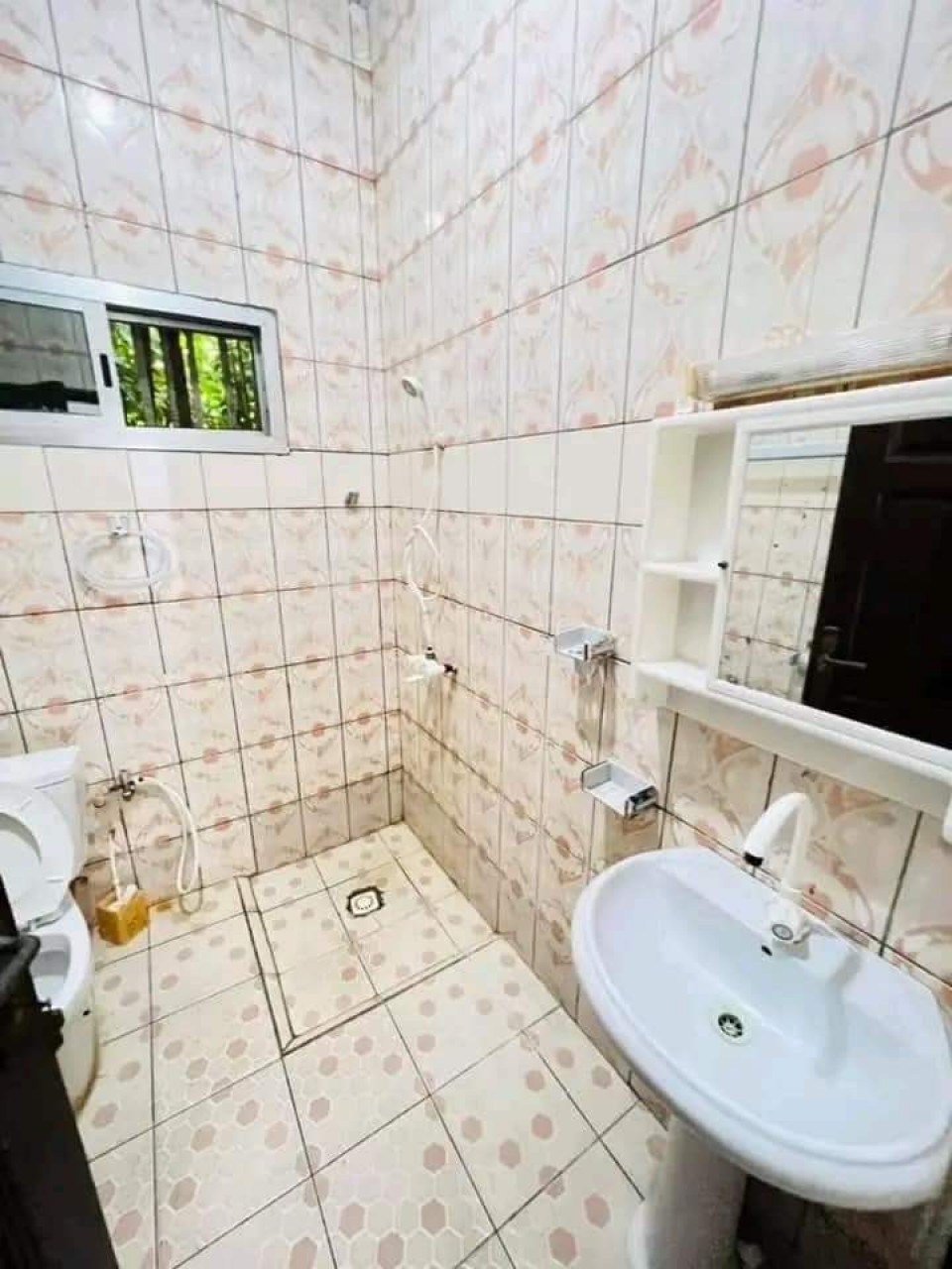 Maison à Nongo, Maisons, Conakry