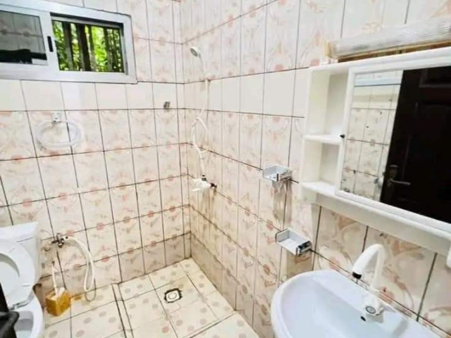 Maison ร Nongo, Maisons, Conakry
