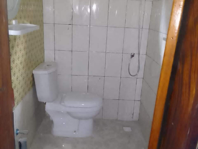 Différents Appartements à Cimenterie, Appartements, Conakry