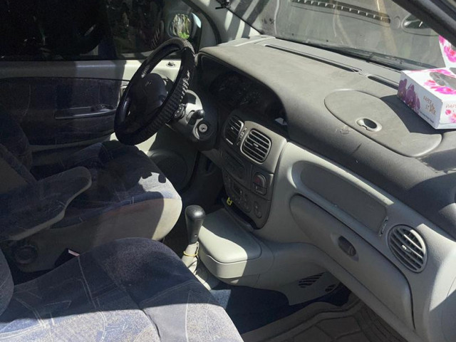 Renault Scenic, Voitures, Conakry