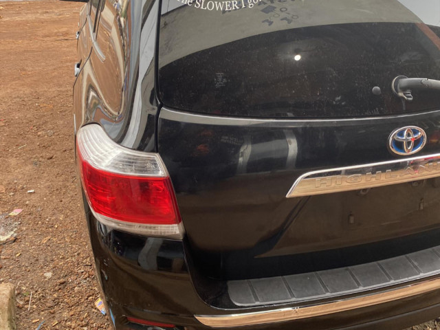 Toyota Highlander, Voitures, Conakry