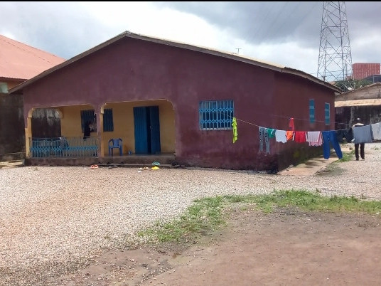 Maison à Kagbelen, Maisons, Dubréka