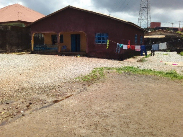 Maison à Kagbelen, Maisons, Dubréka