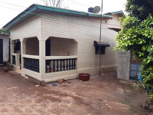 Maison à Soumambossia, Maisons, Conakry