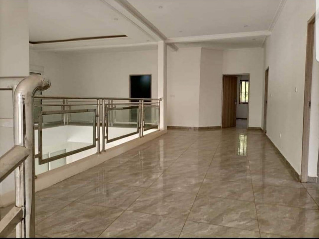 Maison à Kobayah, Maisons, Conakry