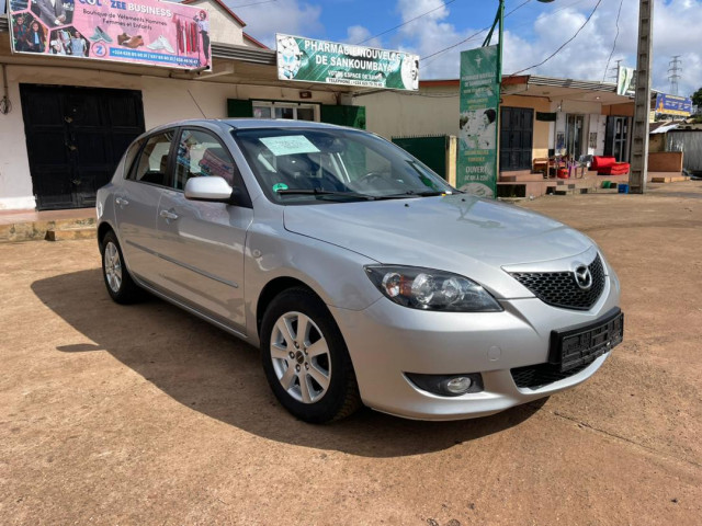 Mazda 3, Voitures, Conakry