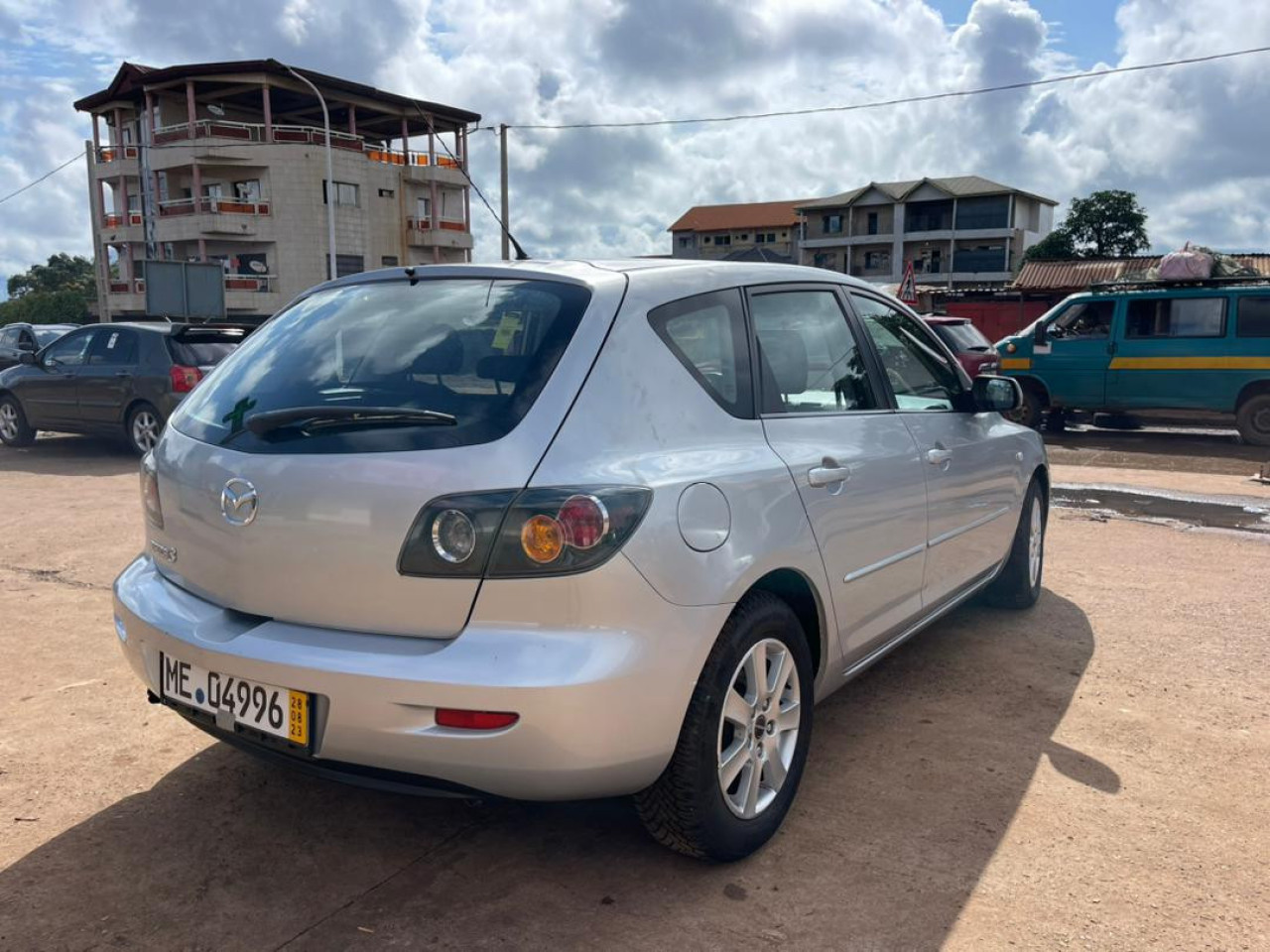 Mazda 3, Voitures, Conakry