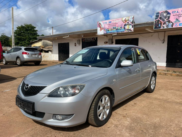 Mazda 3, Voitures, Conakry