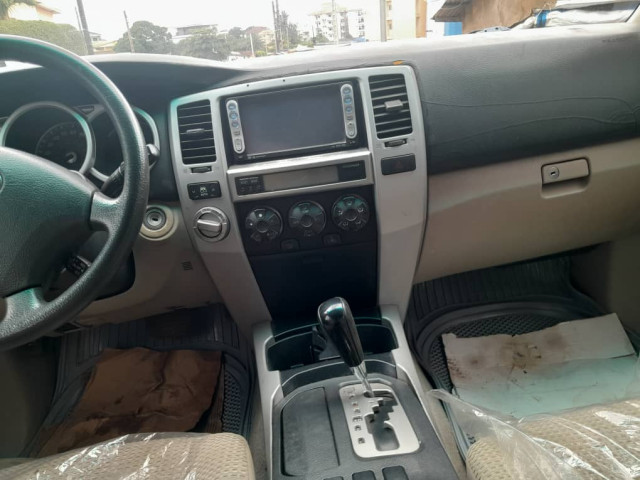 Toyota 4Runner, Voitures, Conakry