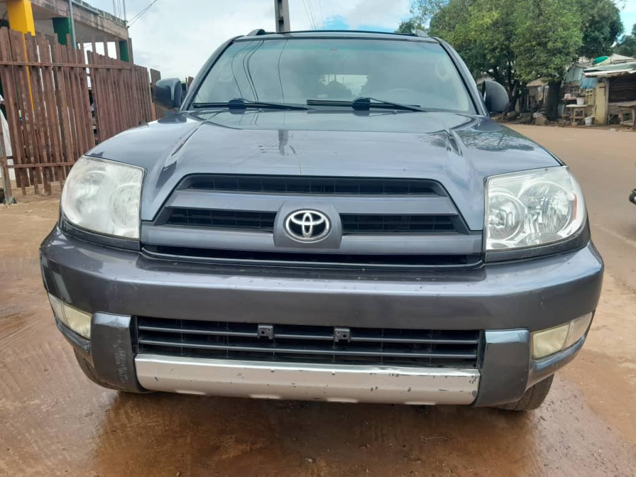 Toyota 4Runner, Voitures, Conakry
