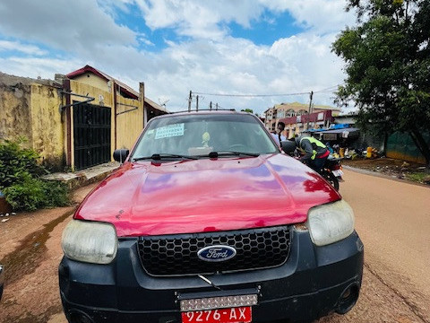 Ford Escape, Voitures, Conakry