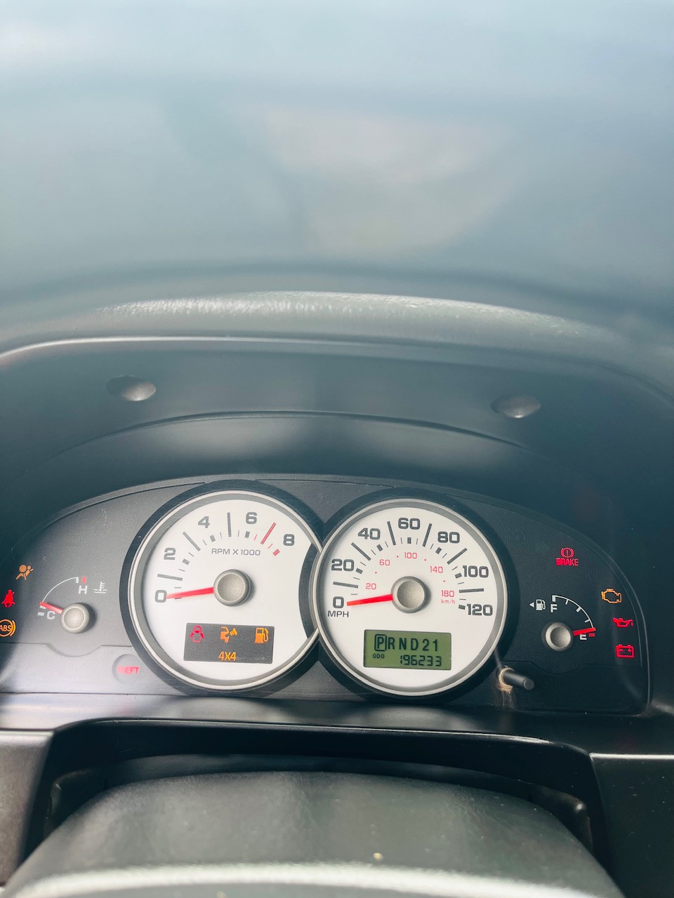 Ford Escape, Voitures, Conakry