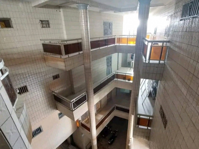 Bureau à Kaporo, Locaux Commerciaux, Conakry